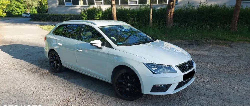 samochody osobowe Seat Leon cena 62900 przebieg: 93378, rok produkcji 2018 z Kraków